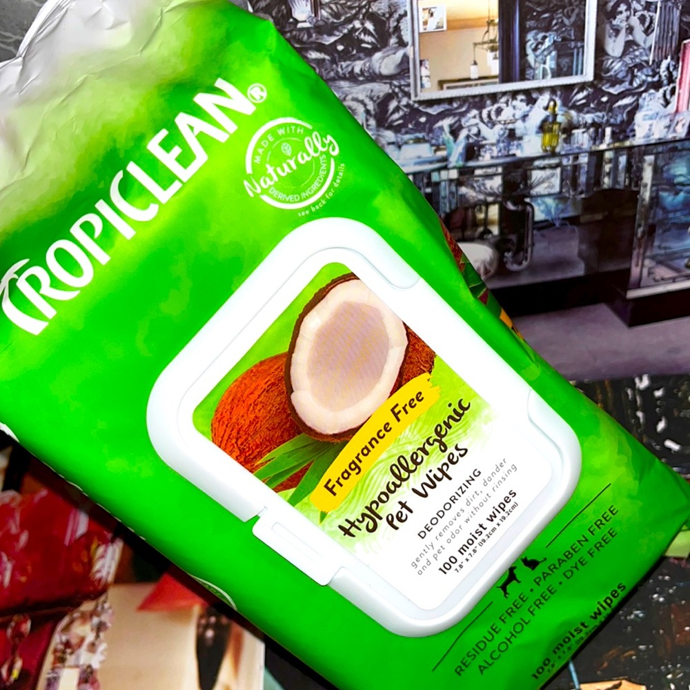 🐈 🧼 🐶 • 🥥 Tropiclean x Fresh Pet Vibes 🌍 •🐈🧼🐶